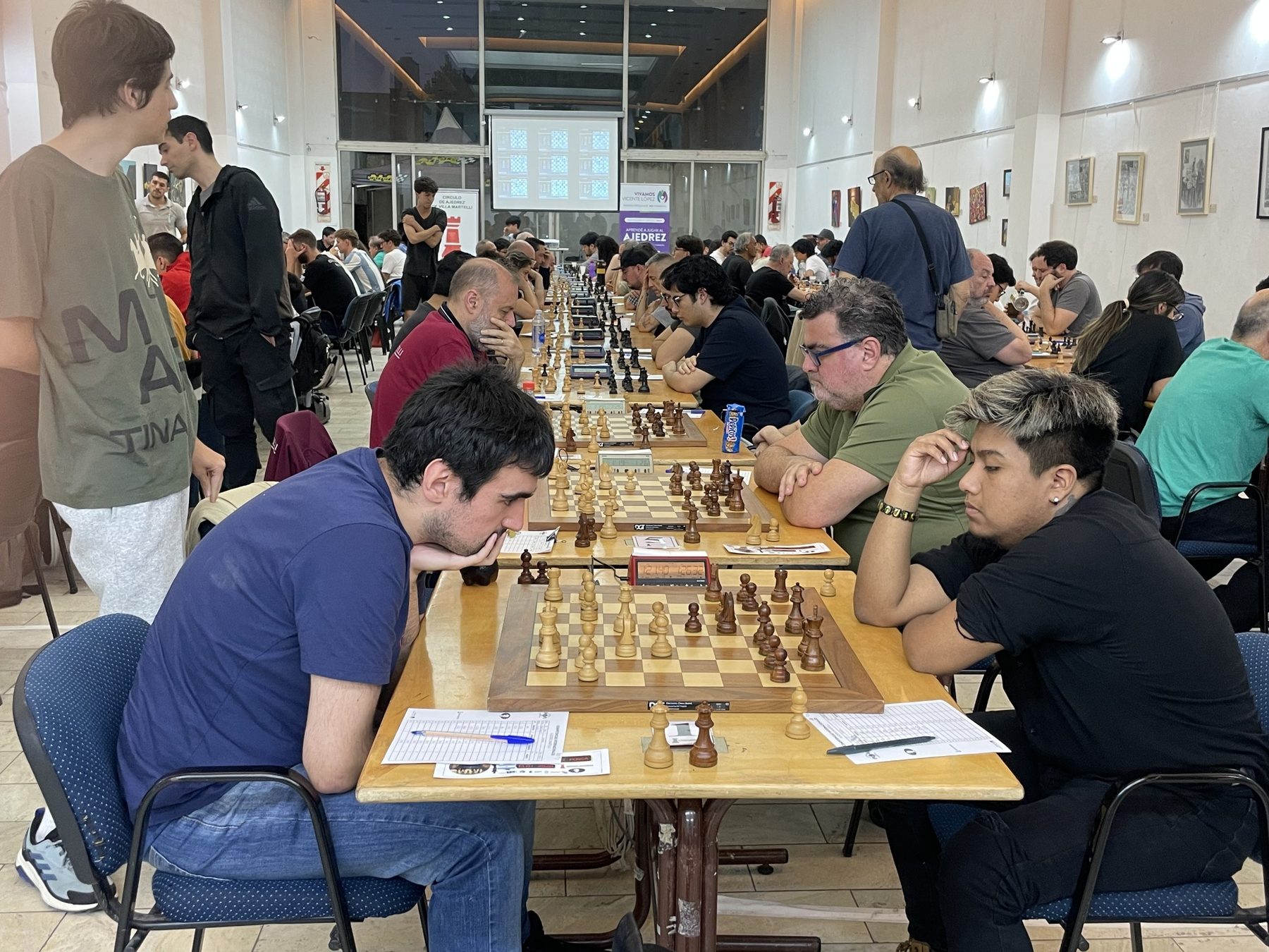 Salón principal en competencia